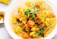 Fragrant Cauliflower Quinoa Curry Soup