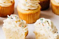 Luscious Vanilla Cupcakes