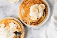 Three Ingredient Banana Pancake Delight
