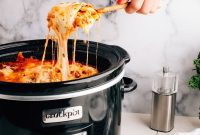 Effortless Cheesy Slow Cooker Lasagna