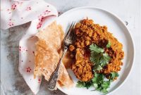 Hearty Black Chickpea Curry