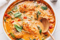 Easy 30 Minute Creamy Tuscan Chicken