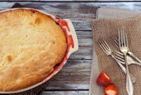 Luscious Strawberry Rhubarb Pudding Cake