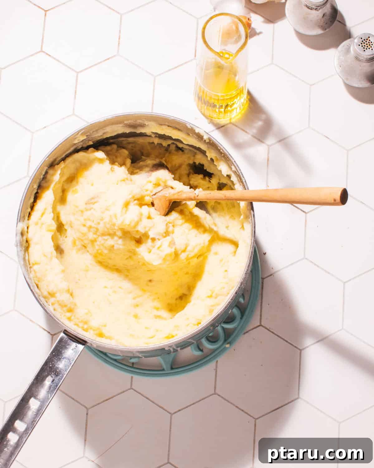 Hellenic Shepherds Pie 6 Creamy mashed potatoes in a pot, ready for topping