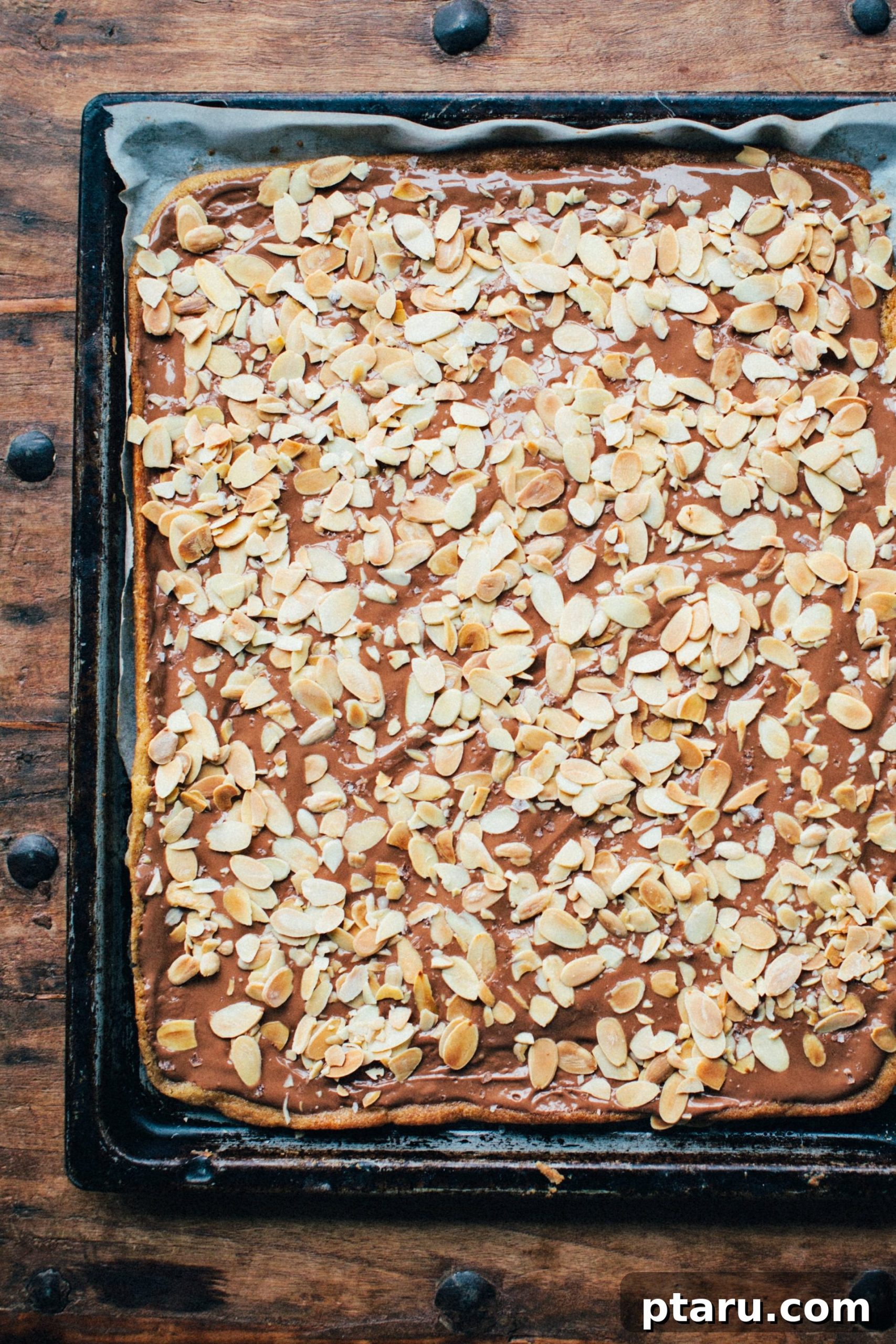 Sweet Salty Toffee Cookie Crunch 4 A close-up of the toffee cookie base, showcasing its golden brown perfection