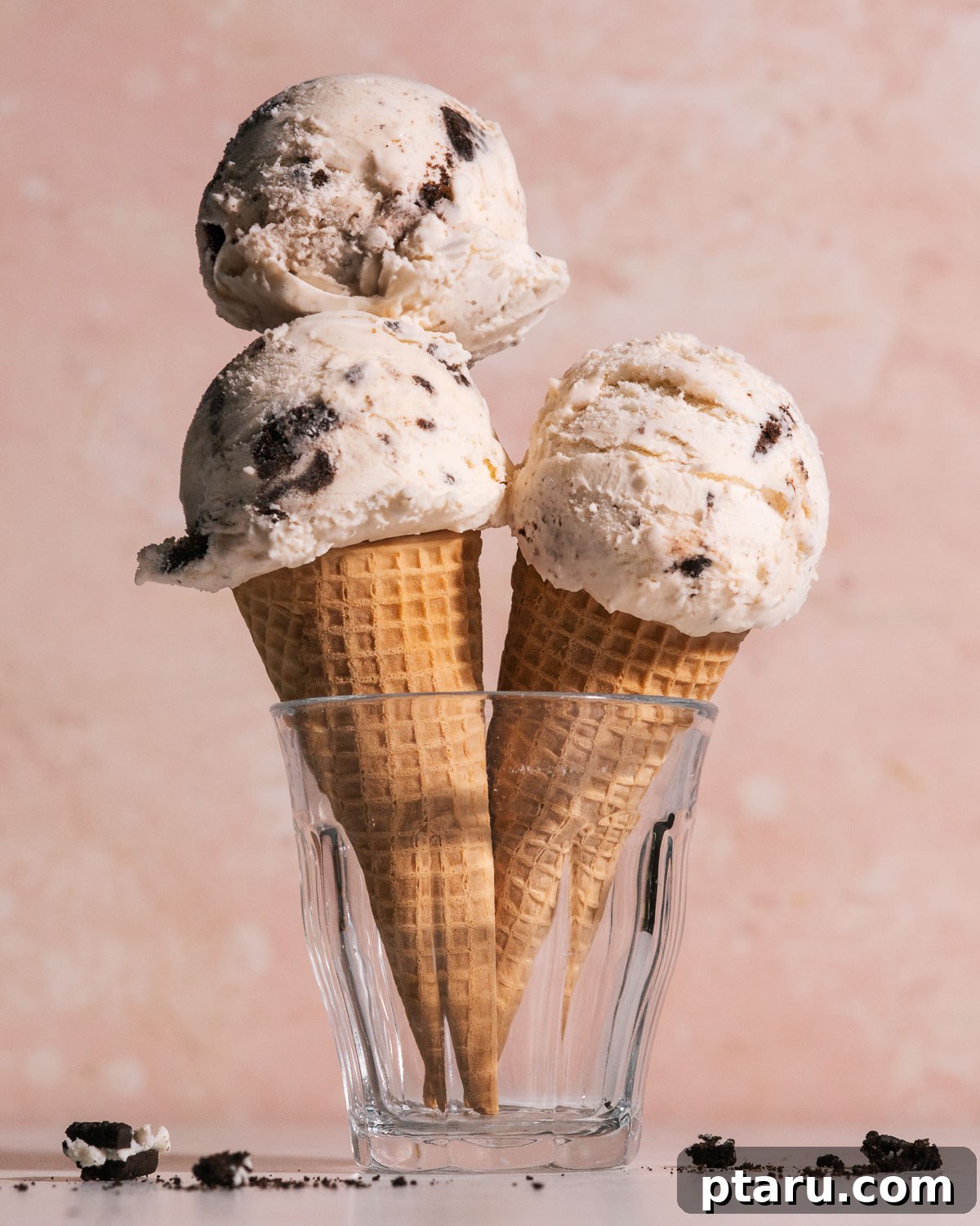 Effortless No-Churn Cookies and Cream Delight 8 Cones of cookies and cream ice cream.
