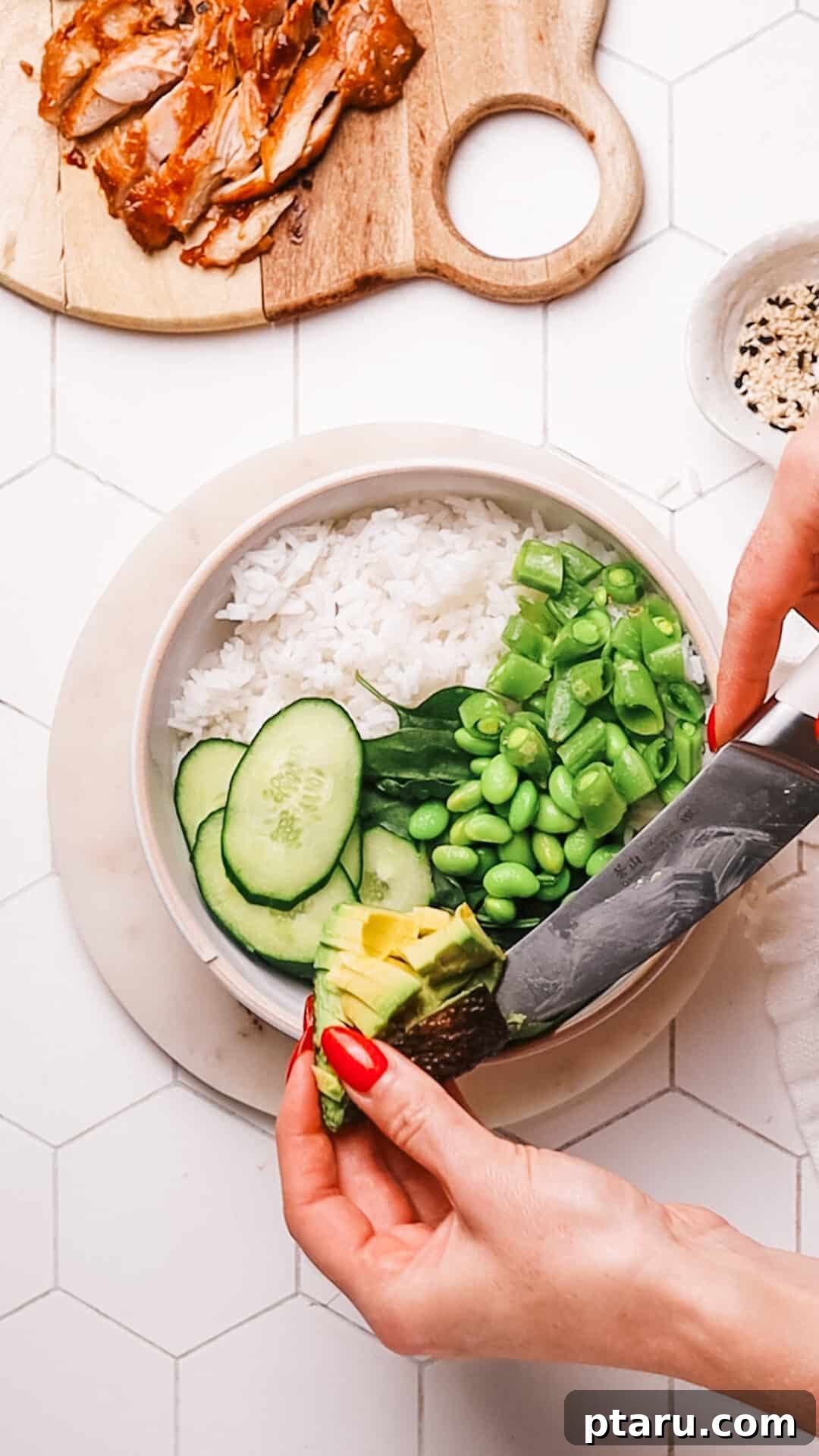 30 Minute Delicious Teriyaki Bowl 7 Step 4: Assembling a Teriyaki Bowl with rice, chicken, and vegetables.