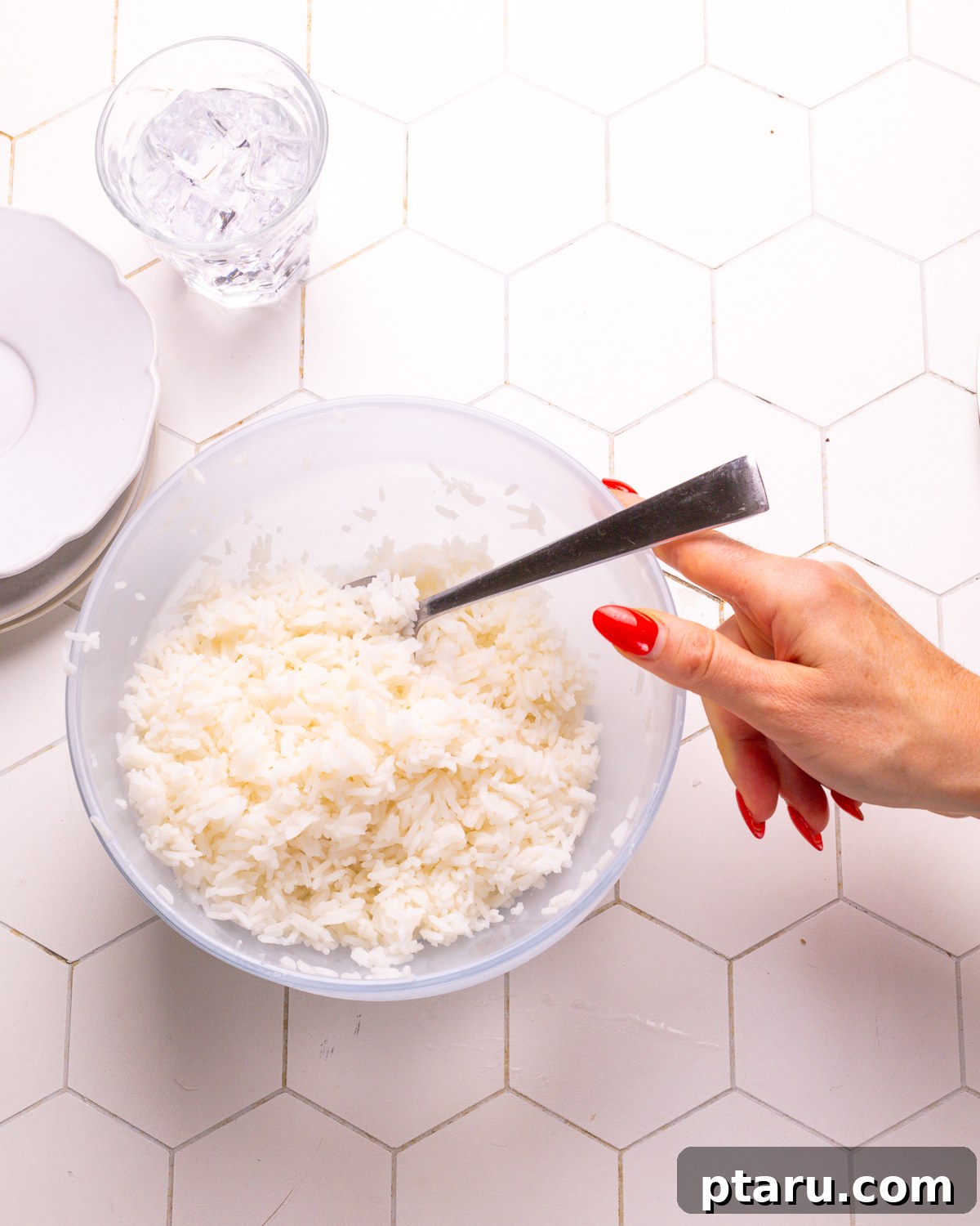 Easy Fluffy Microwave Rice 8 Step 4: Cooked rice resting in the microwave.