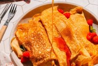 Classic French Crêpe Recipe: Thin Pancakes for Sweet & Savory Filling
