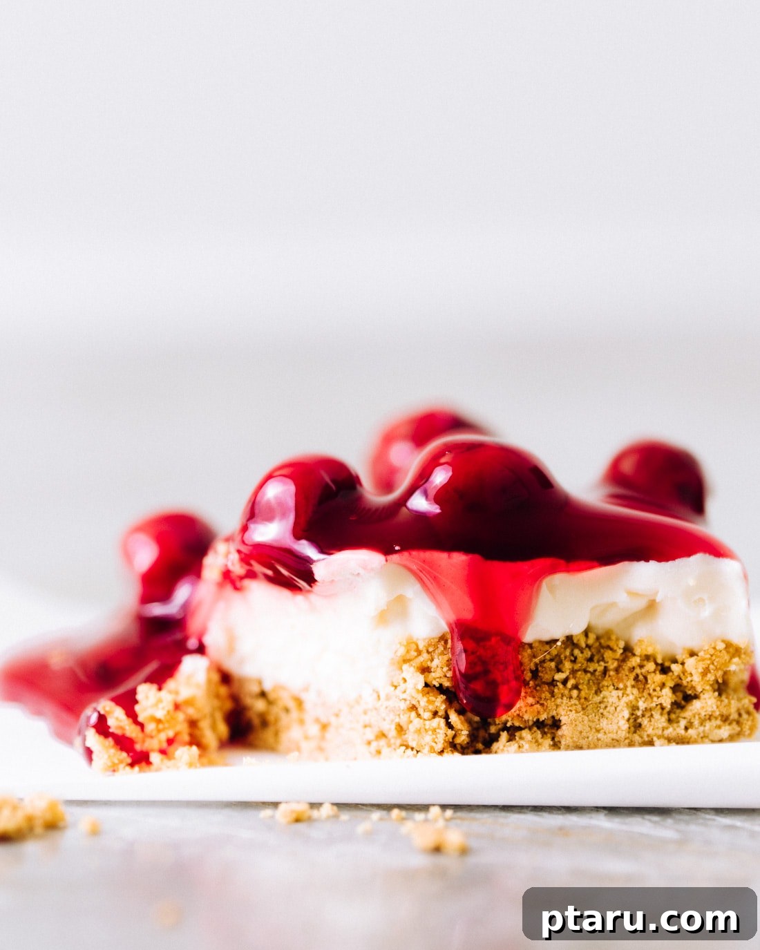 No-Bake Desserts: Fluffy Cheesecakes, Mousses and Ice Creams 11 No-Bake Cherry Cheesecake Bars