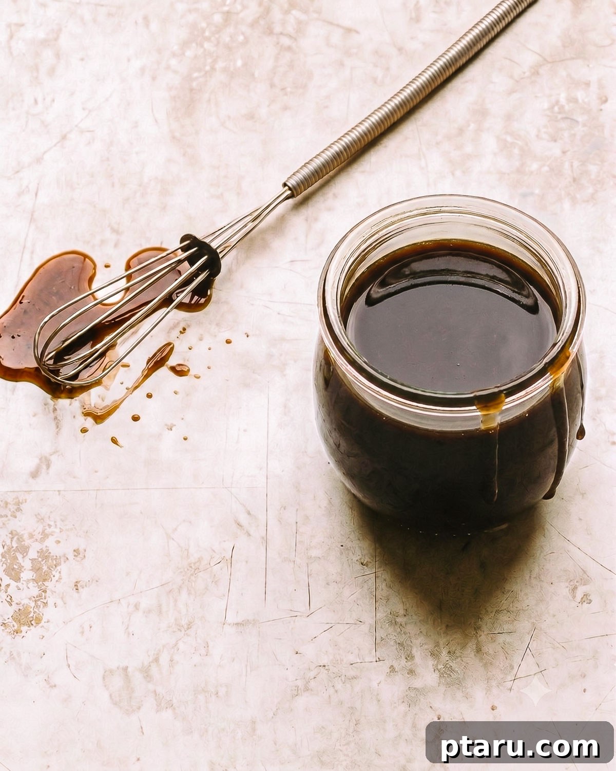 Homemade Balsamic Vinaigrette Recipe 2 Homemade balsamic vinaigrette dressing in a jar.